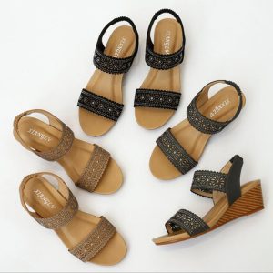 Retro Women's Sandals Hollow Flowers Casual Wedge Shoes